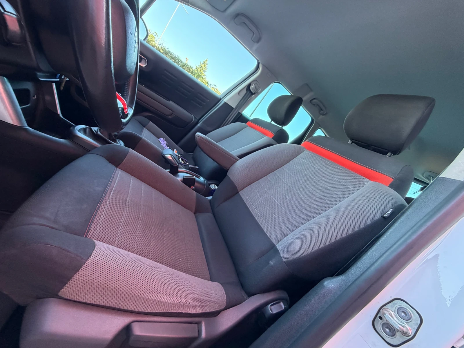 Citroen C3 Aircross 1.6HDI* LED* ПРОМО, снимка 15 - Автомобили и джипове - 55974219