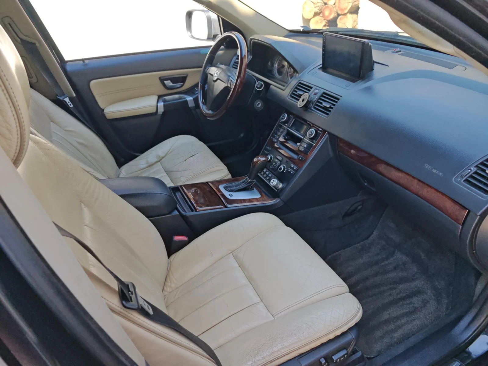 Volvo Xc90 2.4  D5 Executive AWD, снимка 8 - Автомобили и джипове - 56184116