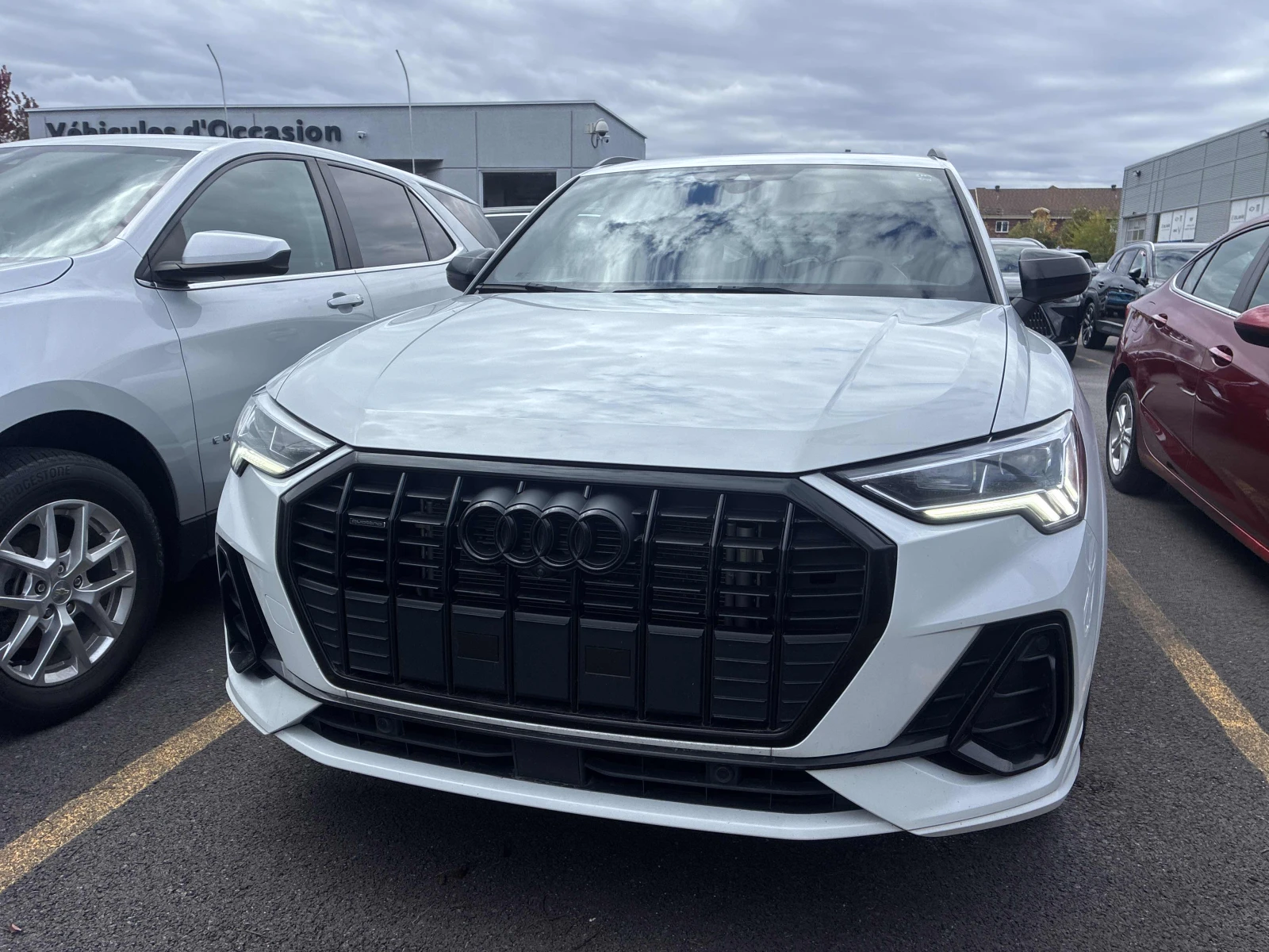 Audi Q3 Technik / 360 / Sonos / Carfax / Лизинг, снимка 6 - Автомобили и джипове - 56440087