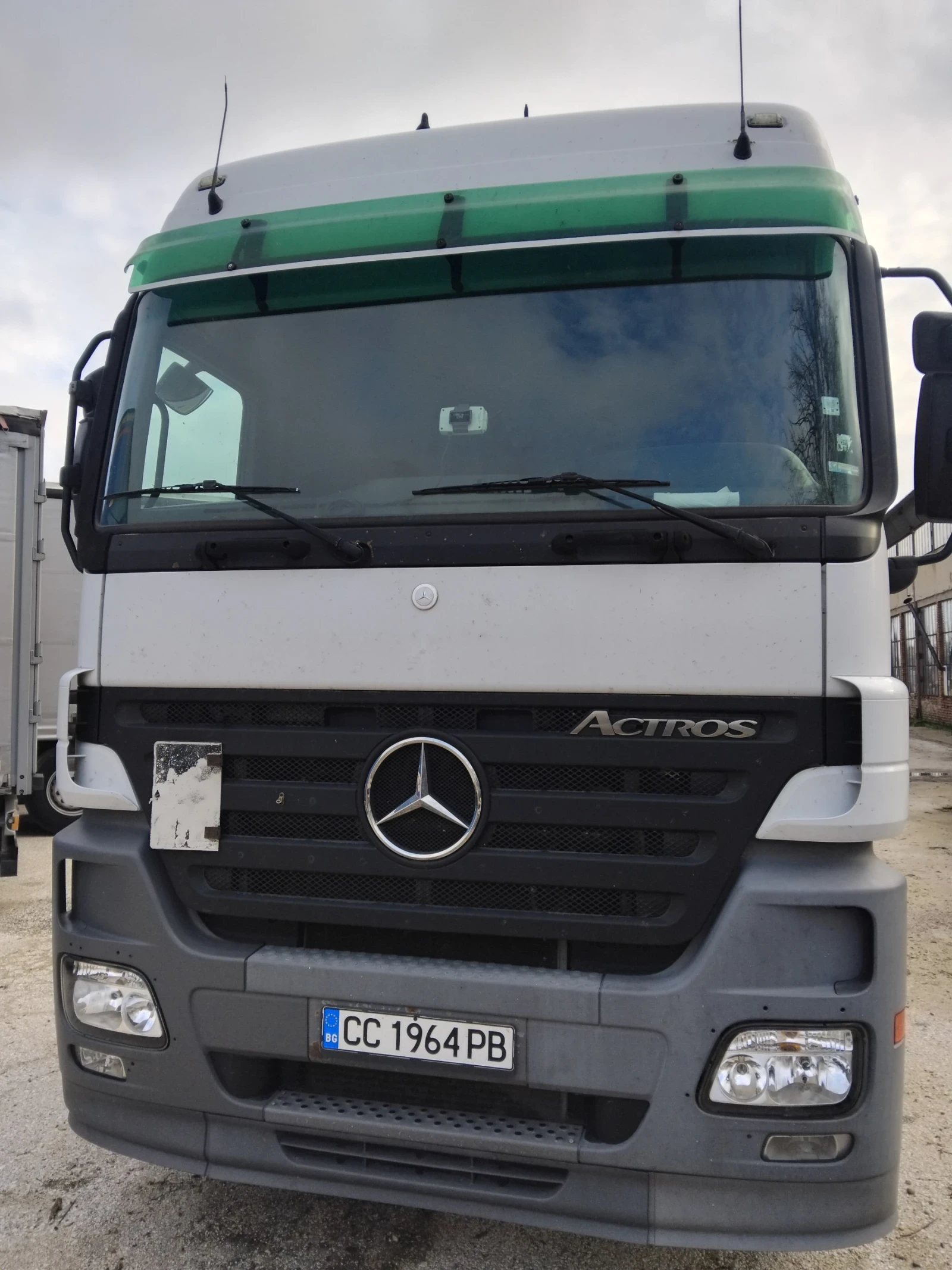 Mercedes-Benz Actros 18.46 - изображение 8