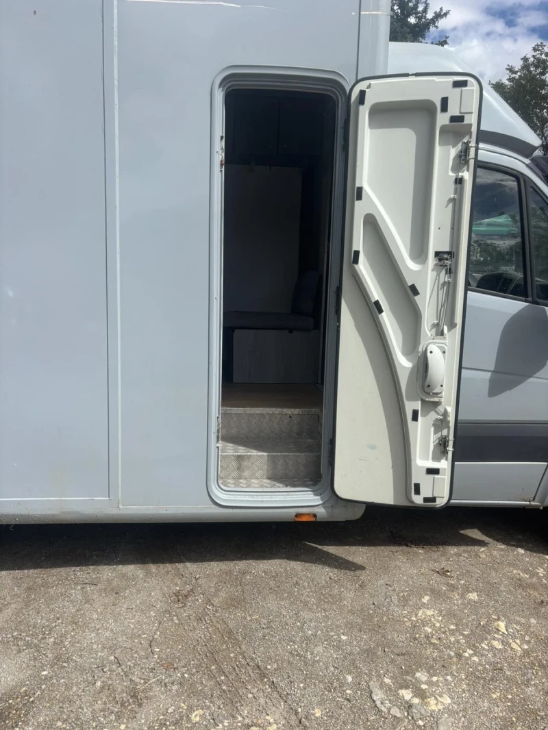 Кемпер Mercedes-Benz Кемпер за коне, снимка 6 - Каравани и кемпери - 52651000