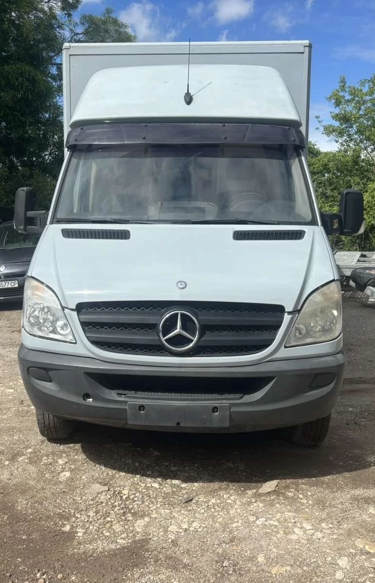 Кемпер Mercedes-Benz Кемпер за коне