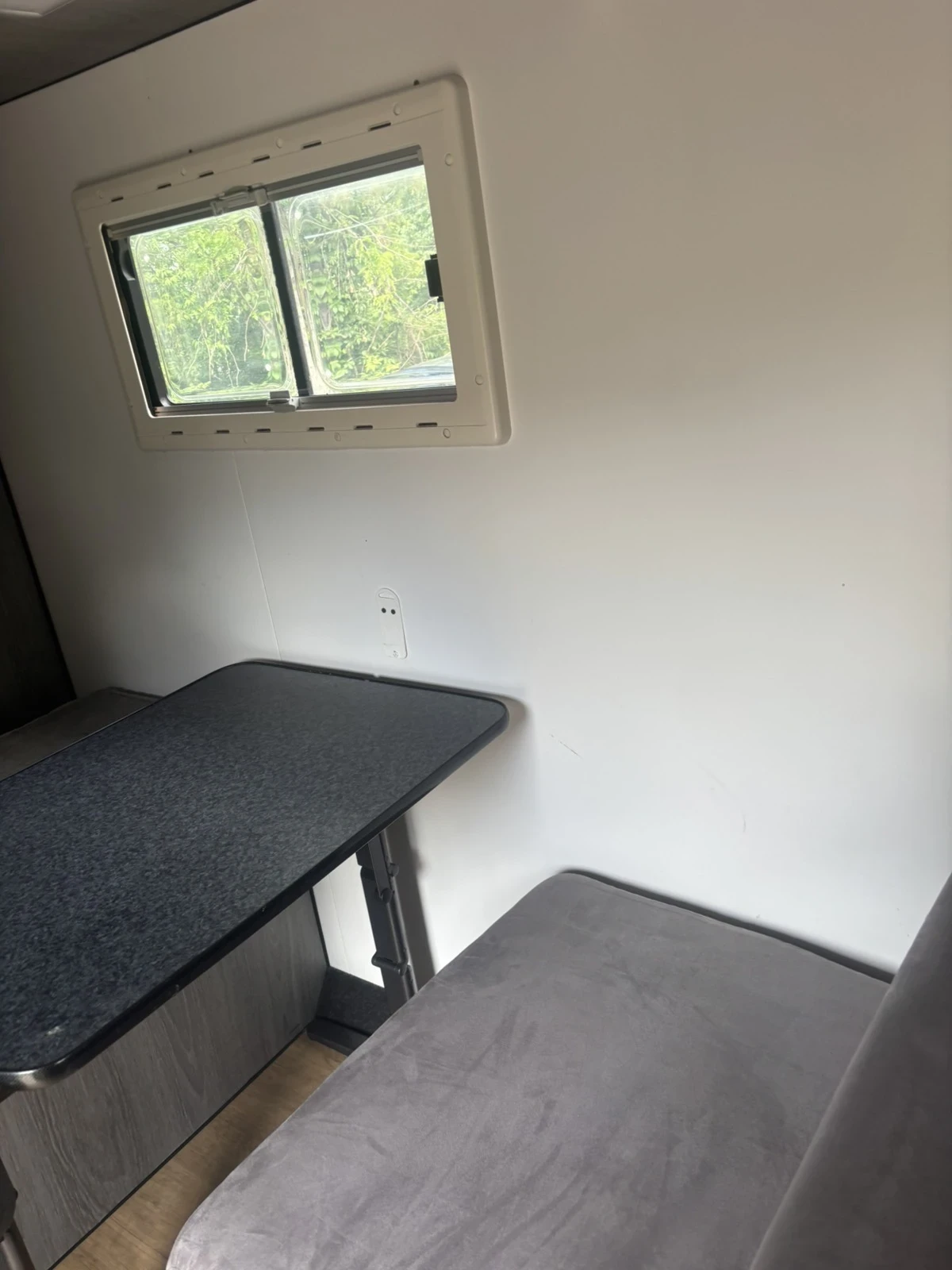  Mercedes-Benz    | Mobile.bg   11