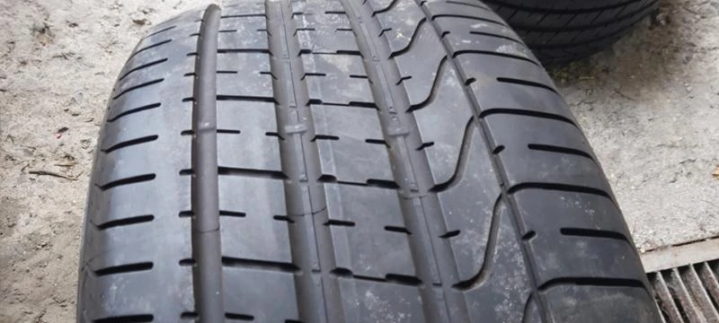 Гуми Летни 295/40R20, снимка 3 - Гуми и джанти - 33437690