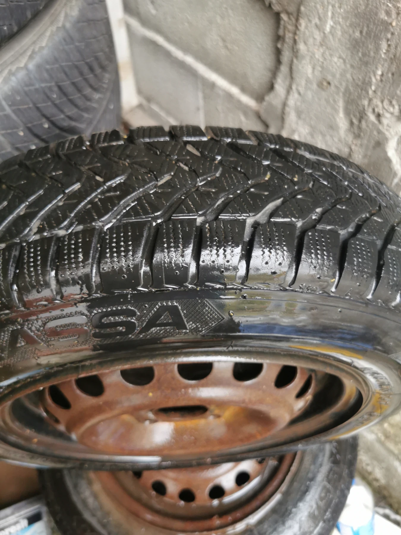 ���� � ������ 145/80R13 | Mobile.bg � ����������� 3
