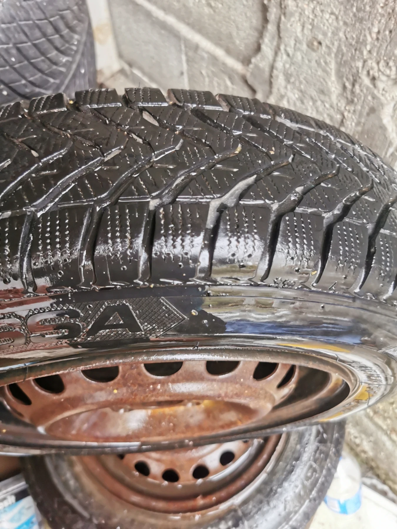 ���� � ������ 145/80R13 | Mobile.bg � ����������� 2