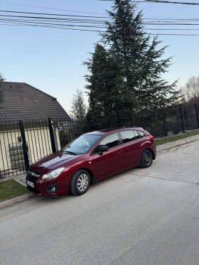 Subaru Impreza Лек автомобил , снимка 2