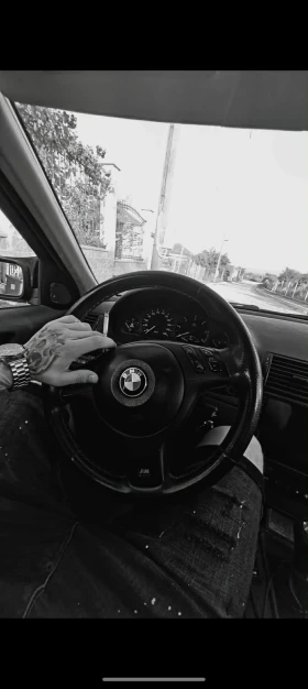 BMW 320, снимка 4