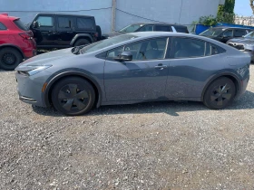 Toyota Prius * SE Auto * CARFAX * ОПЦИЯ ЗА ФИНАНСИРАНЕ, снимка 2
