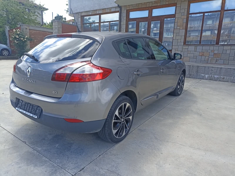 Renault Megane, снимка 8 - Автомобили и джипове - 47124787