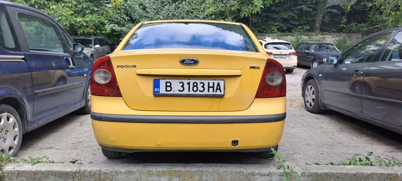 Ford Focus Седан, снимка 1 - Автомобили и джипове - 47358048