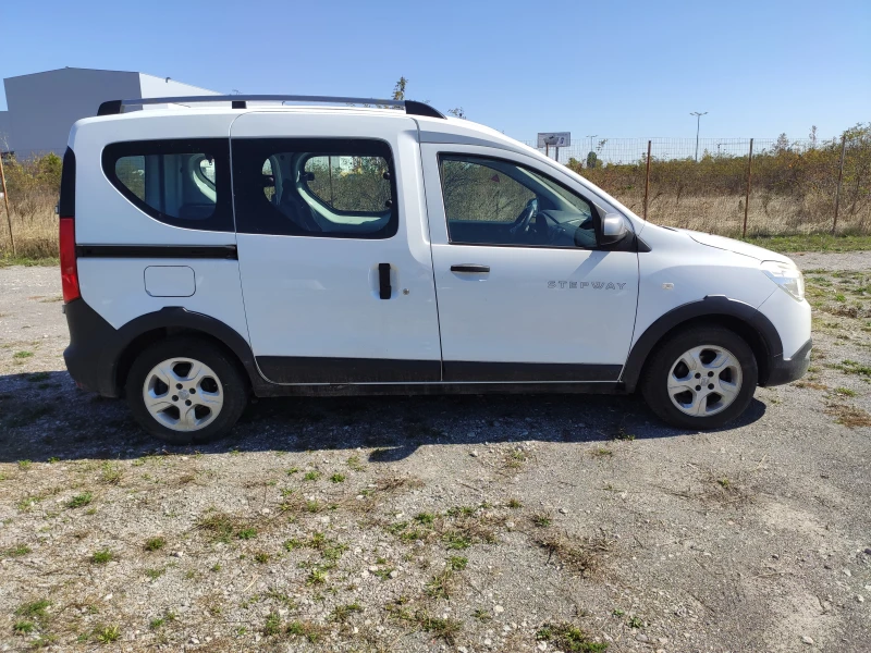 Dacia Dokker 1.6 STEPWAY, M1, снимка 4 - Автомобили и джипове - 47506360