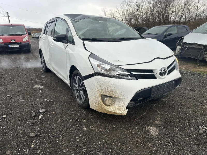 Toyota Verso НА ЧАСТИ! 1.6 112кс, снимка 1 - Автомобили и джипове - 48279278