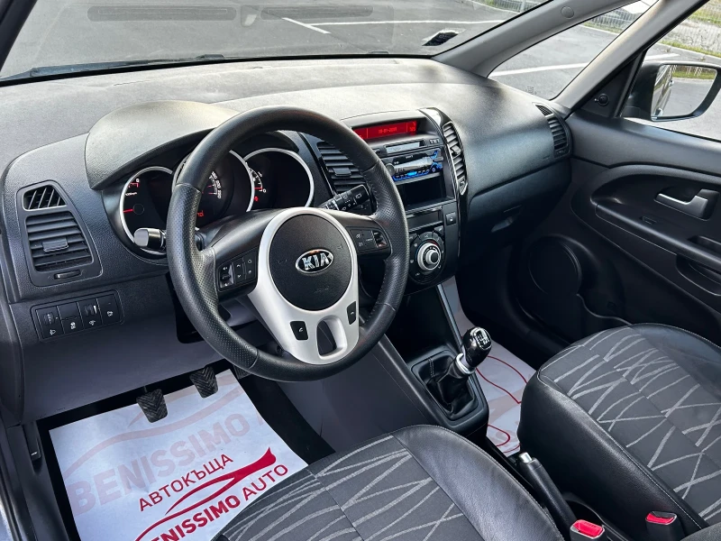 Kia Venga * 1.4CRDI* Panorama* Koja* Tempomat* , снимка 9 - Автомобили и джипове - 47922762