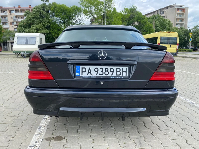 Mercedes-Benz C 200 + Газ десен волан, снимка 5 - Автомобили и джипове - 48038949