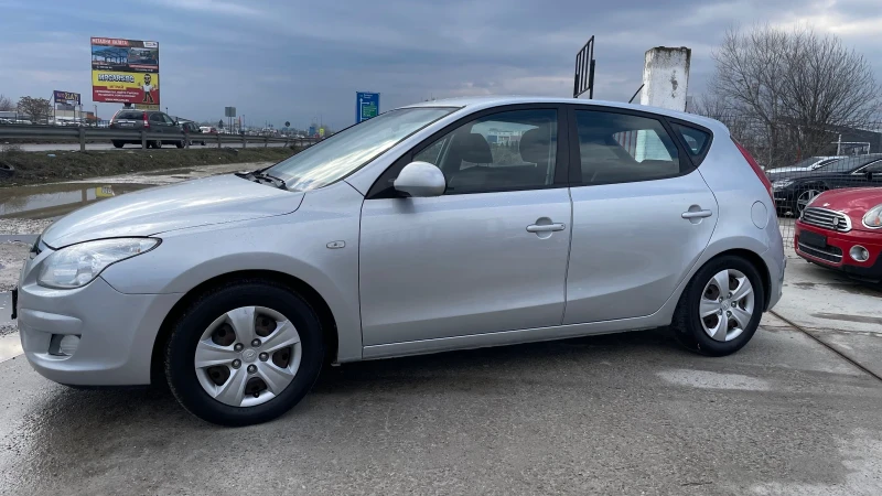 Hyundai I30 БЕНЗИН/ГАЗ, снимка 9 - Автомобили и джипове - 48343092