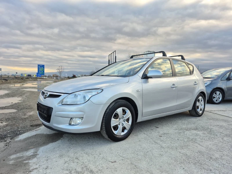 Hyundai I30 БЕНЗИН/ГАЗ, снимка 3 - Автомобили и джипове - 48343092