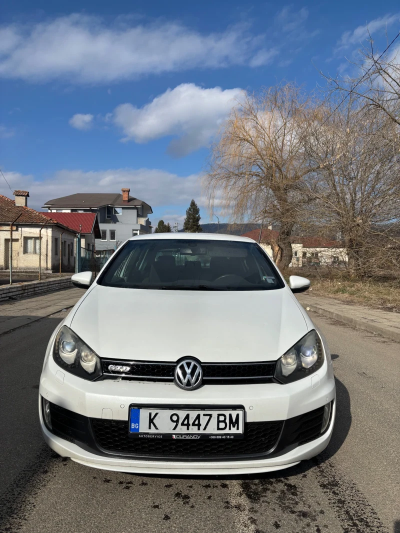 VW Golf, снимка 1 - Автомобили и джипове - 49209245