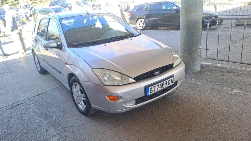 Ford Focus 1.8 90кс., снимка 4 - Автомобили и джипове - 49569985