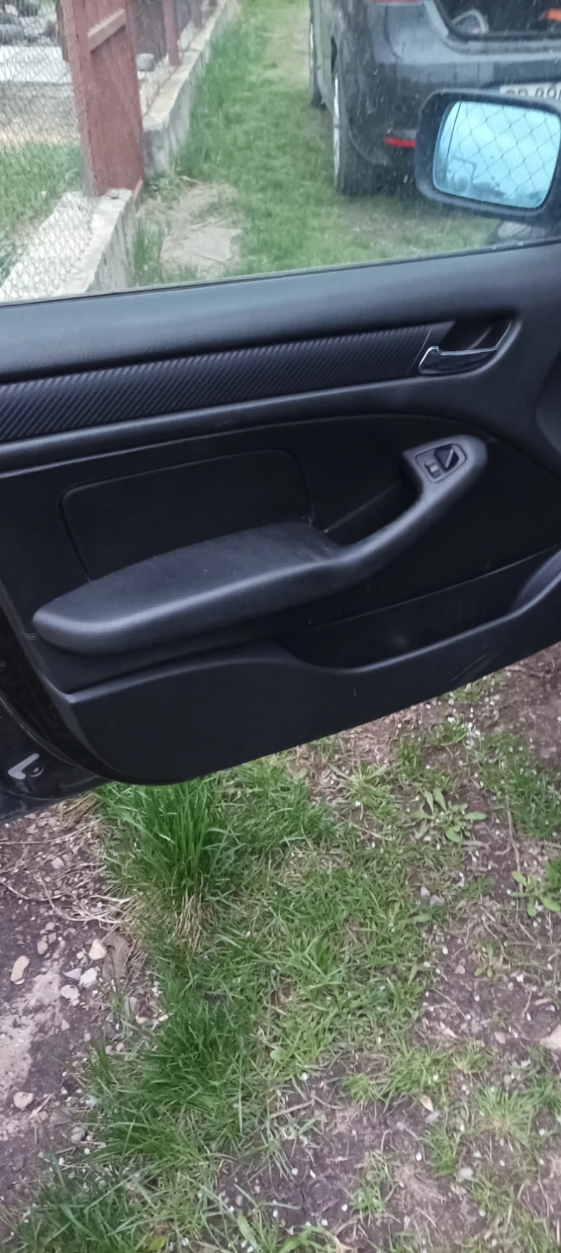 BMW 318, снимка 10 - Автомобили и джипове - 52329776