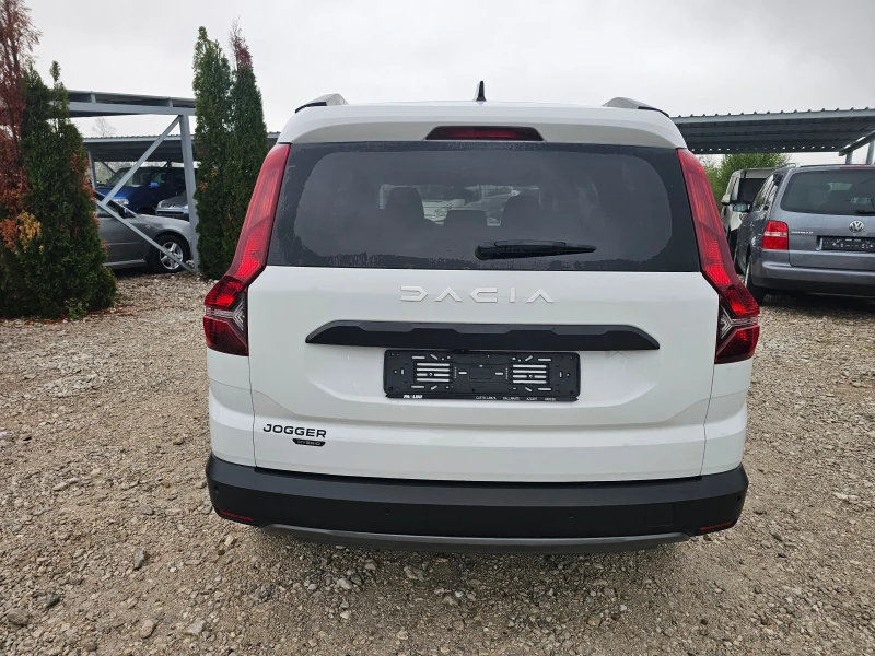 Dacia Jogger 1.6 HYBRID 6+ 1МЕСТА ! ! АВТОМАТИК 140кс, снимка 4 - Автомобили и джипове - 49790385