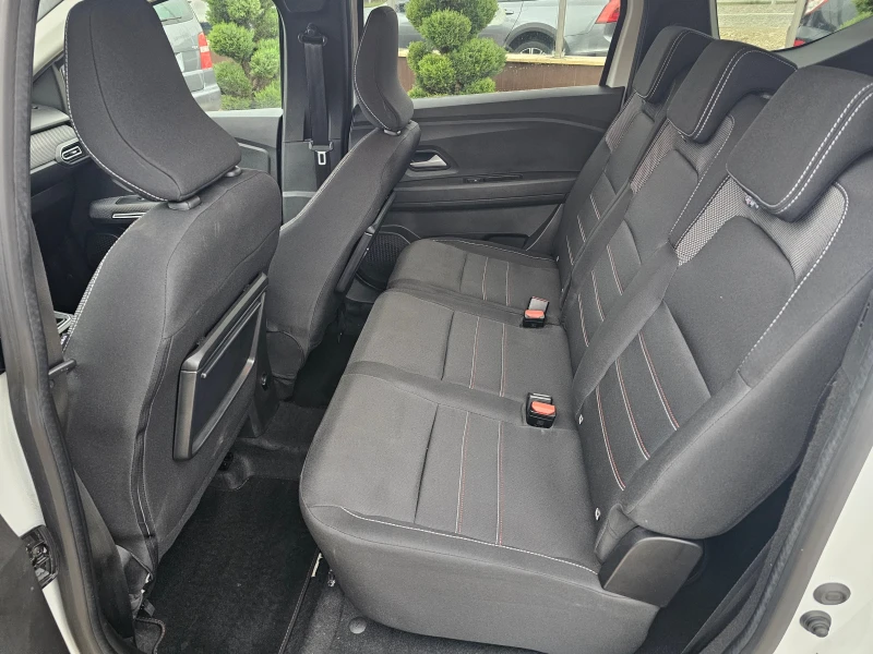 Dacia Jogger 1.6 HYBRID 6+ 1МЕСТА ! ! АВТОМАТИК 140кс, снимка 11 - Автомобили и джипове - 49790385