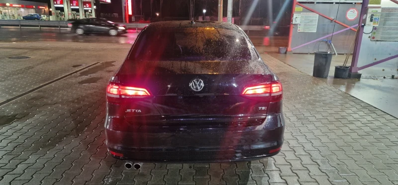VW Jetta 1.4 TSI , снимка 8 - Автомобили и джипове - 50780549
