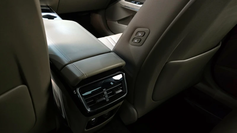 Kia K8 HYBRID NOBLESSE , снимка 17 - Автомобили и джипове - 52547283