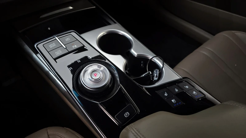 Kia K8 HYBRID NOBLESSE , снимка 8 - Автомобили и джипове - 52547283