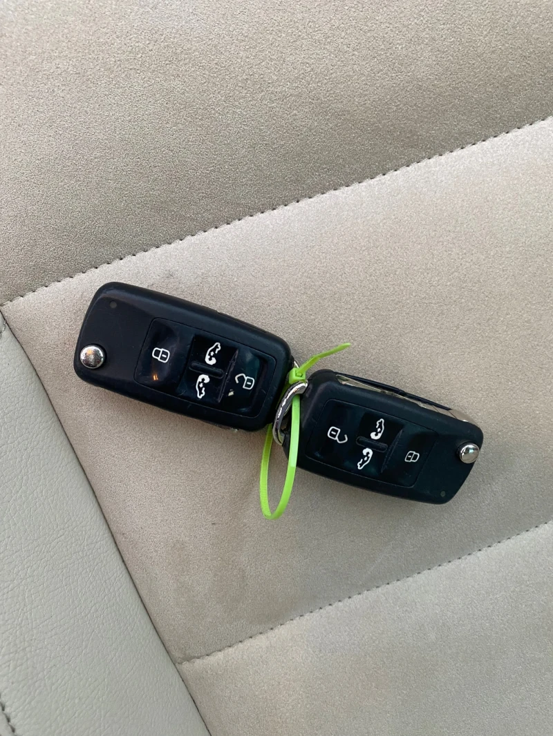 VW Sharan 2.0 TDI пълен ЕЛ. пакет, снимка 14 - Автомобили и джипове - 52977131