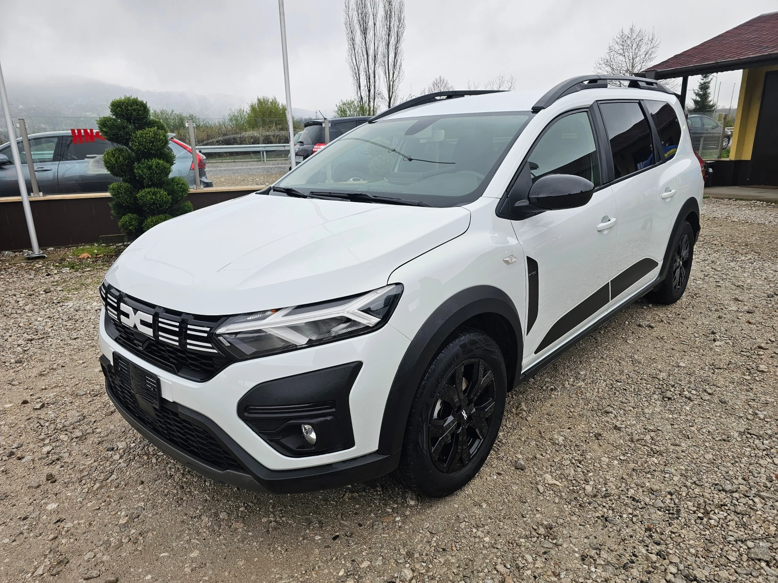 Dacia Jogger 1.6 HYBRID 6+ 1МЕСТА ! ! АВТОМАТИК 140кс, снимка 1