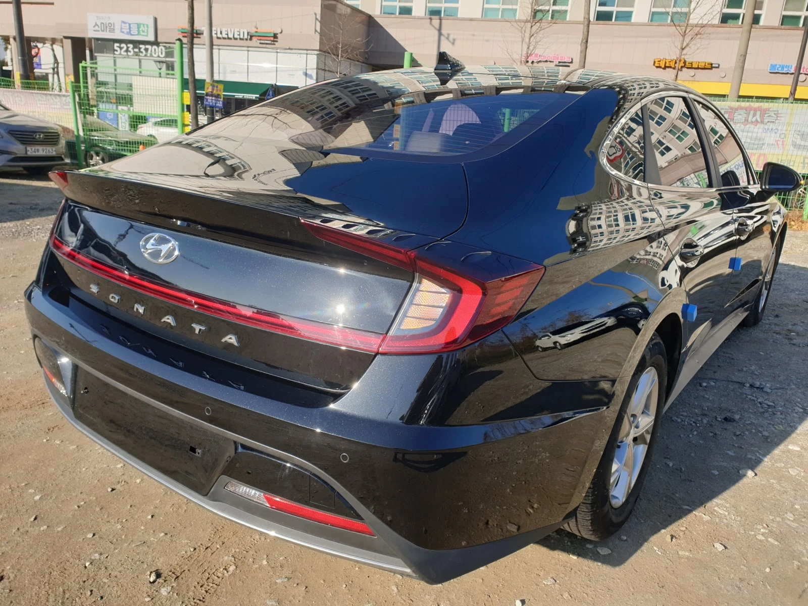 Hyundai Sonata Гаранция 1г. Сервизна история и реални километри - изображение 7