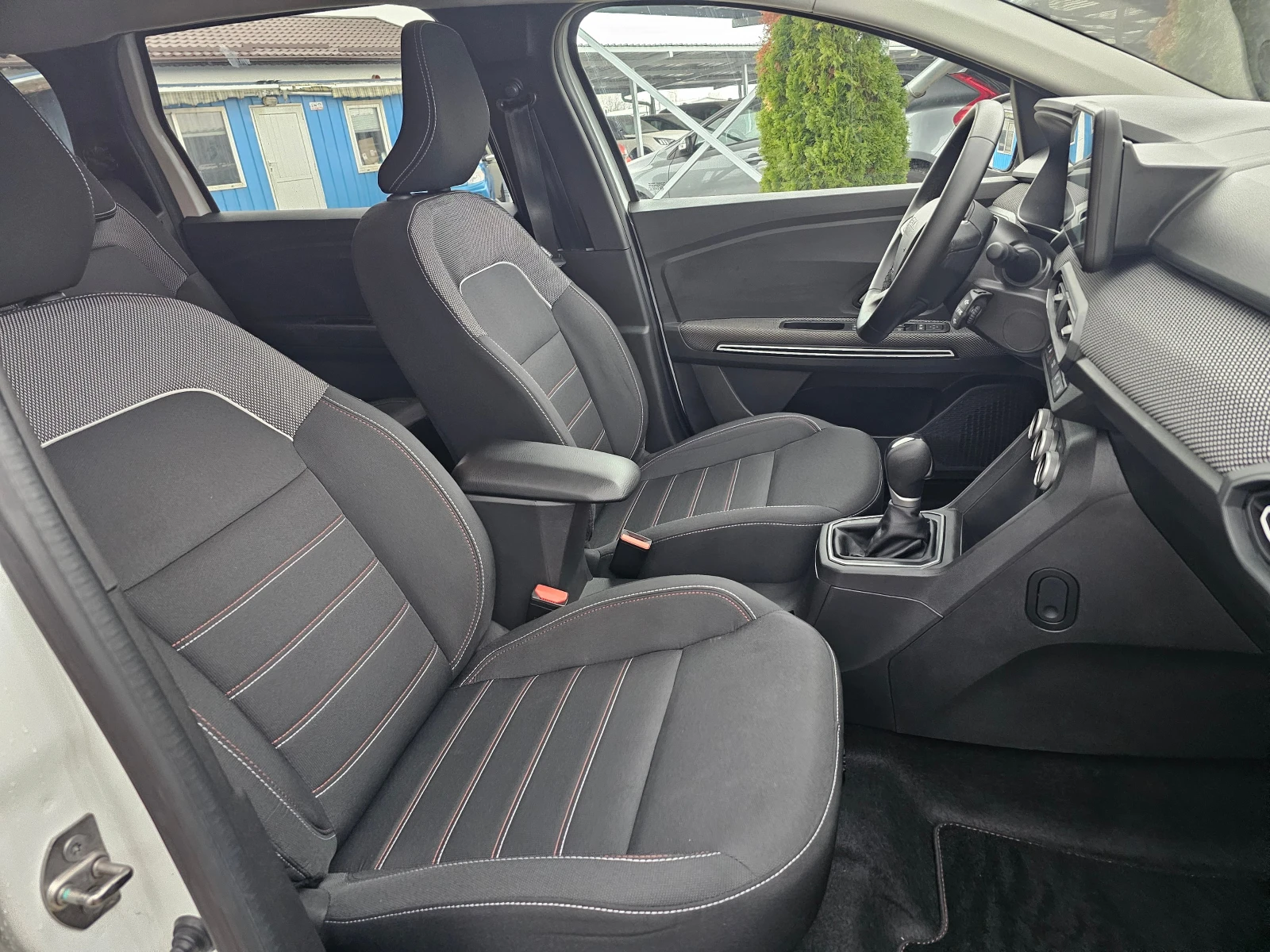 Dacia Jogger 1.6 HYBRID 6+ 1 ! !  140 | Mobile.bg   13