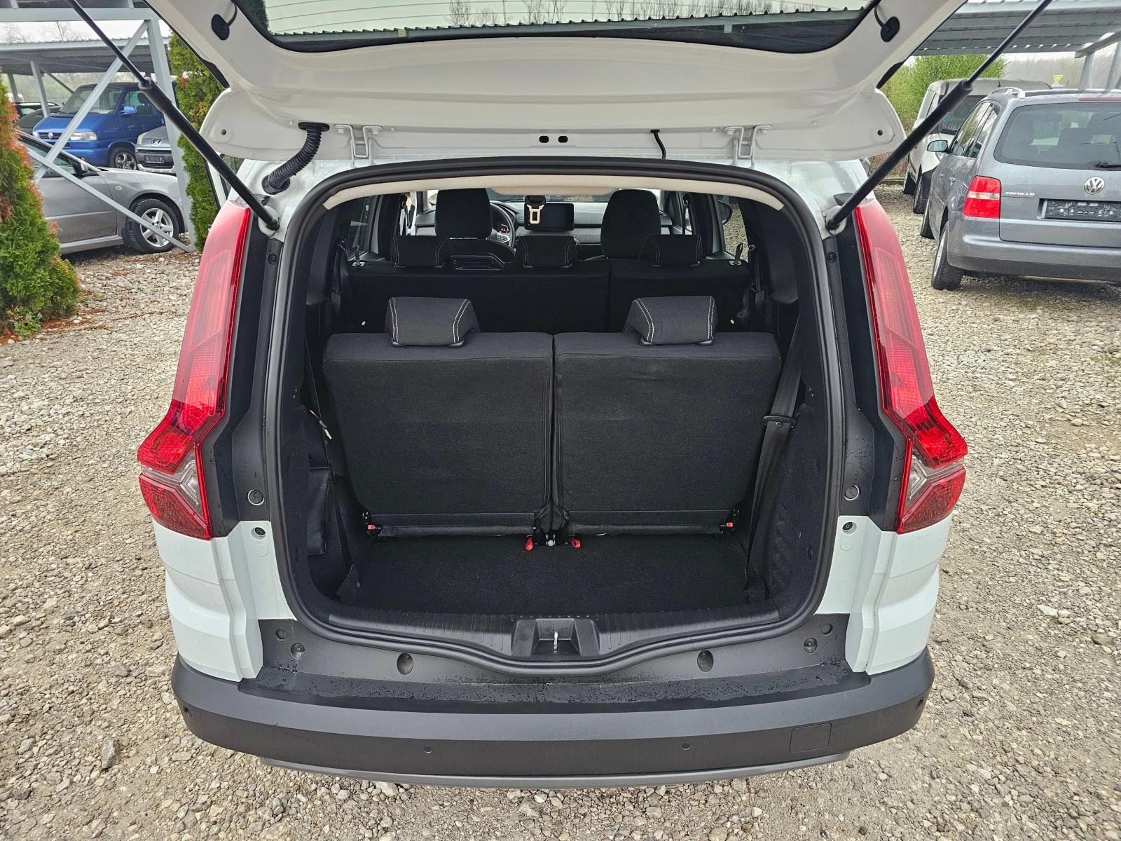 Dacia Jogger 1.6 HYBRID 6+ 1 ! !  140 | Mobile.bg   16