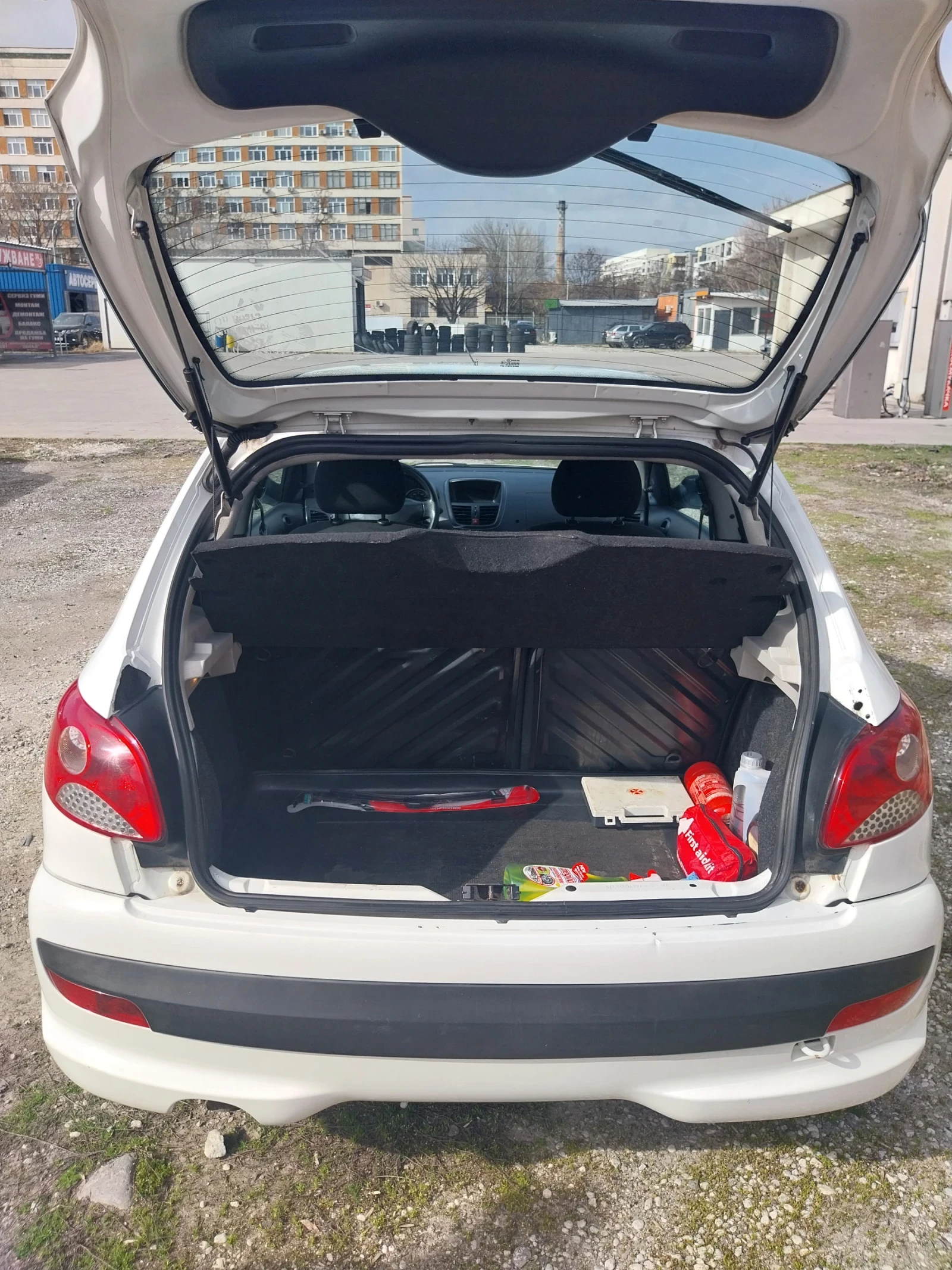 Peugeot 206 1.4 HDI - изображение 5