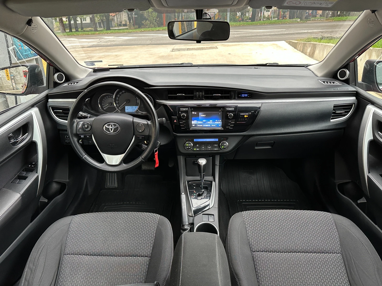 Toyota Corolla 1.6i ГАЗ | Valvematic | Камера - изображение 9
