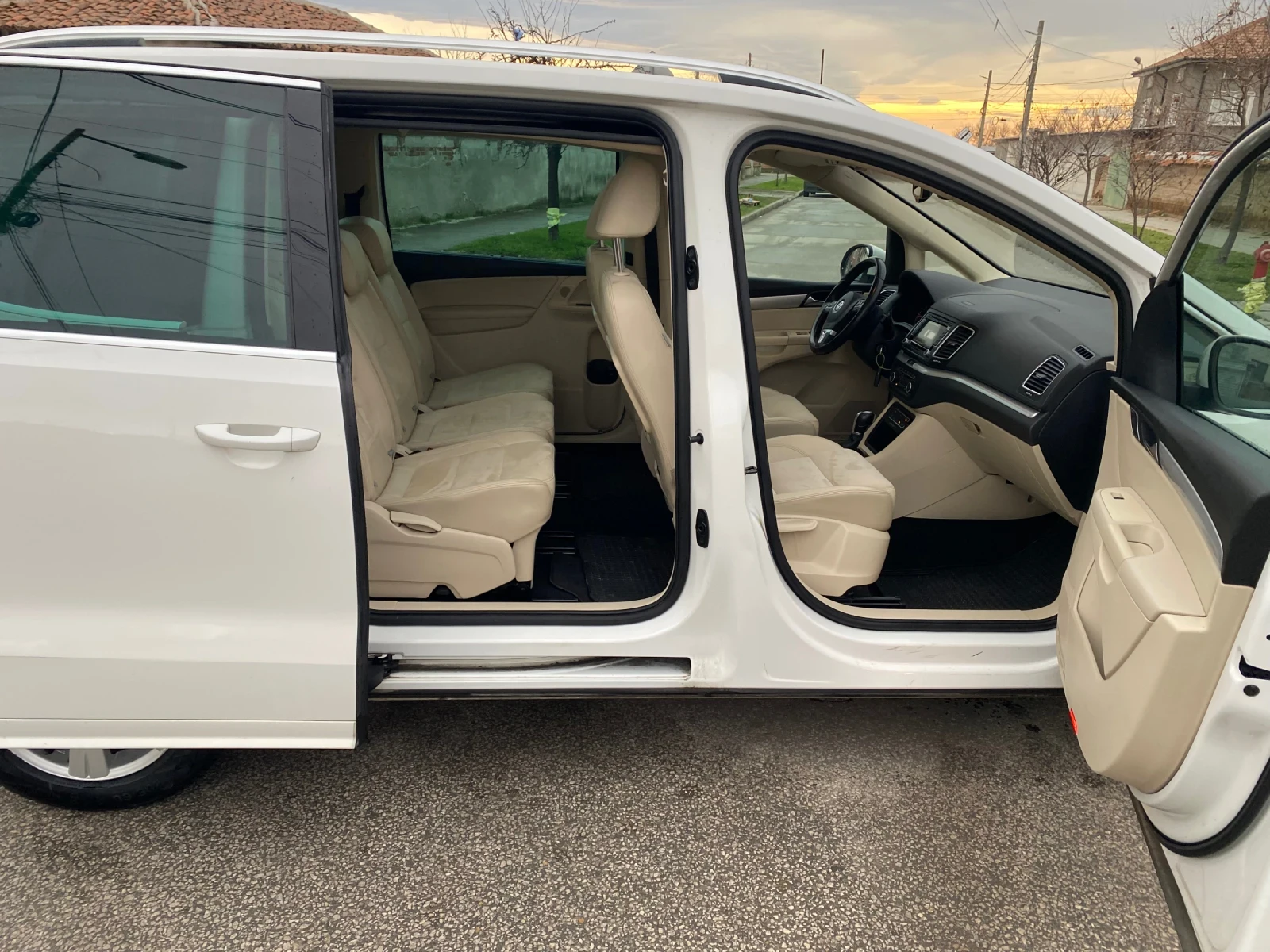 VW Sharan 2.0 TDI пълен ЕЛ. пакет - изображение 7