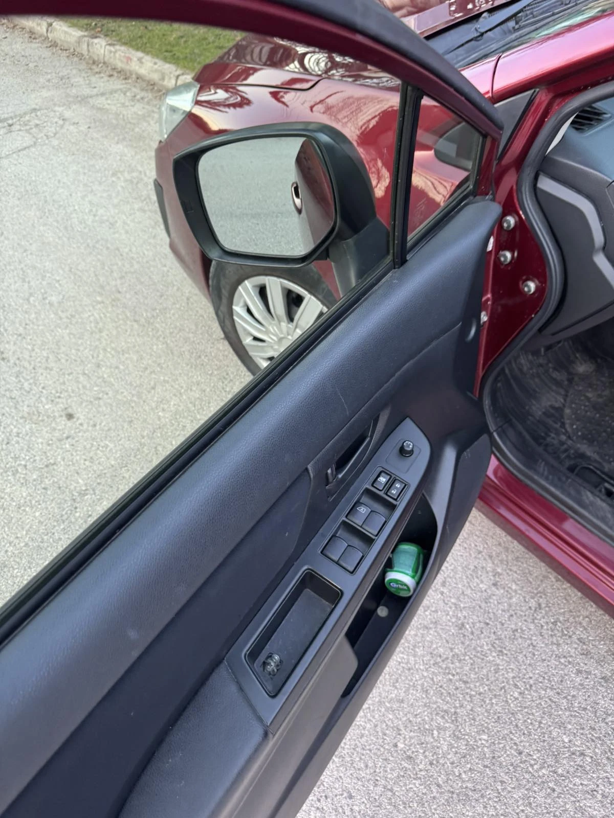 Subaru Impreza Лек автомобил , снимка 15 - Автомобили и джипове - 53858756