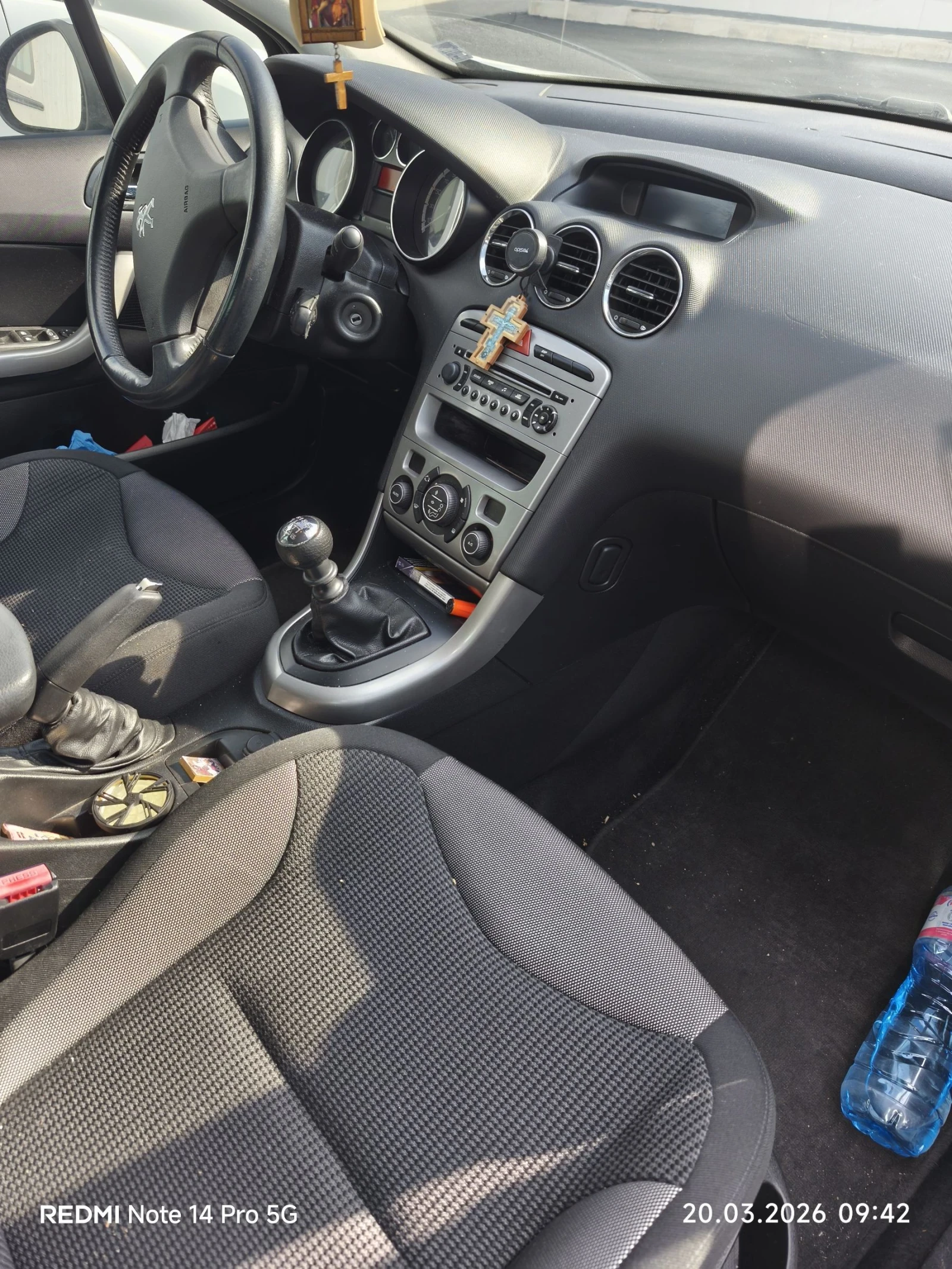 Peugeot 308 1.6 eHDI, снимка 4 - Автомобили и джипове - 53929437