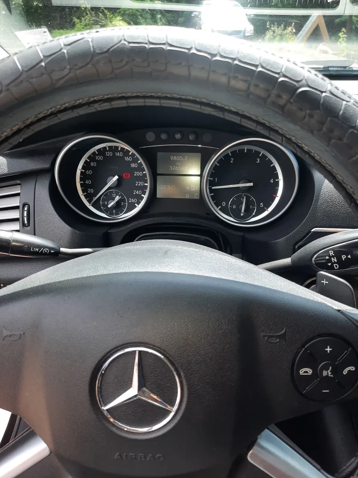 Mercedes-Benz R 350, снимка 16 - Автомобили и джипове - 54772445
