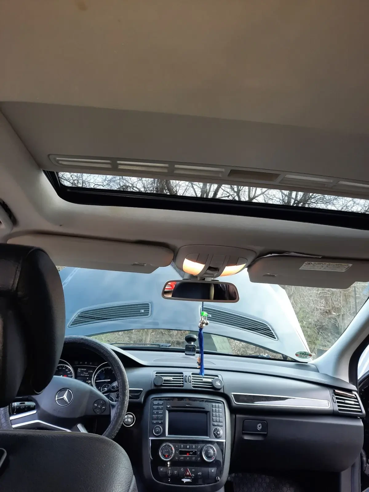 Mercedes-Benz R 350, снимка 12 - Автомобили и джипове - 54359641