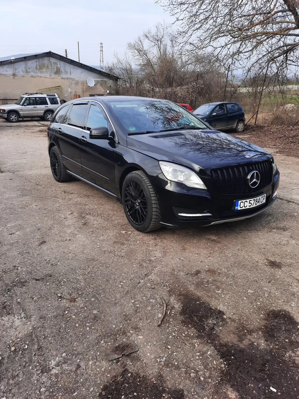 Mercedes-Benz R 350, снимка 2 - Автомобили и джипове - 54359641