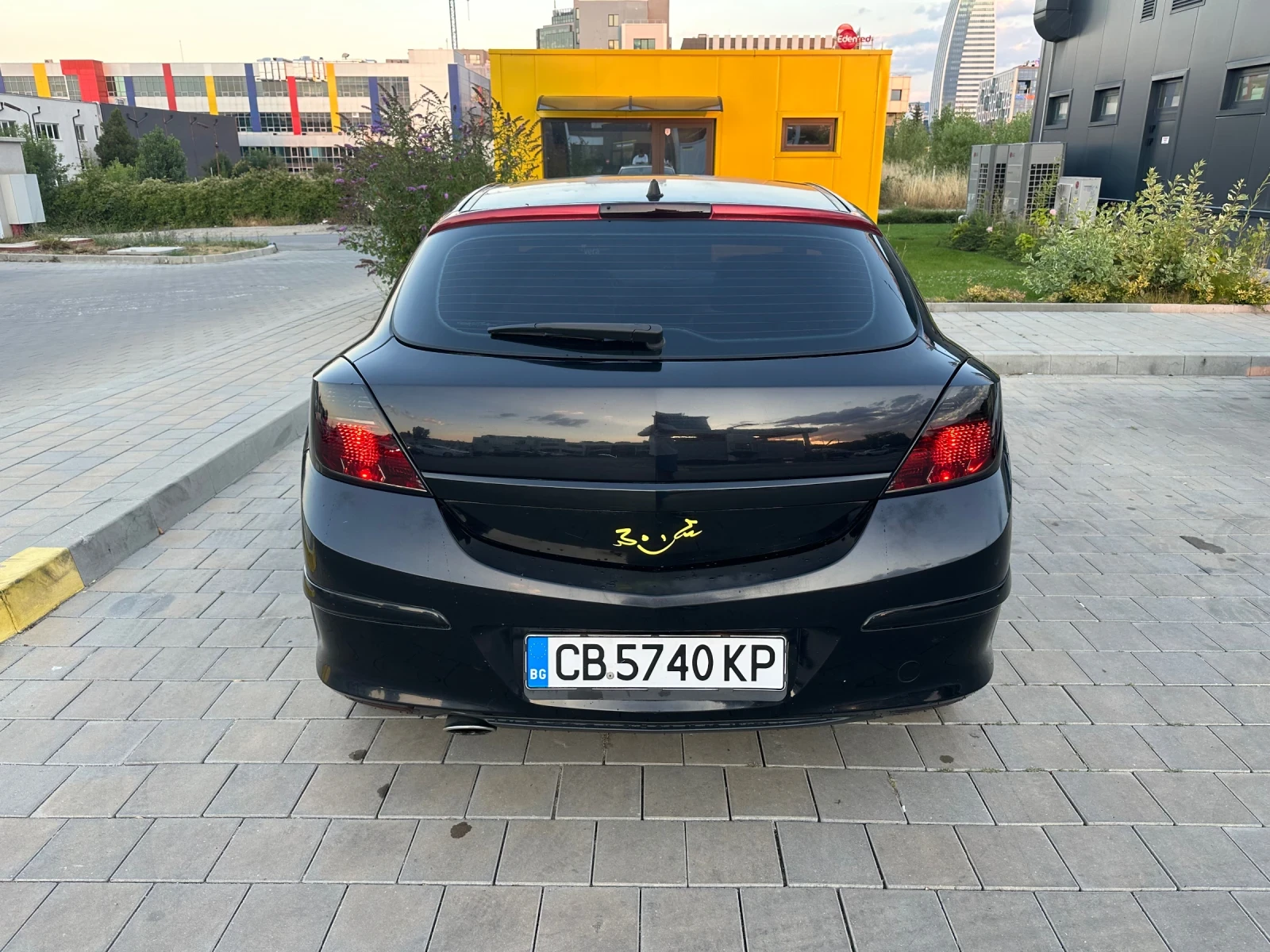 Opel Astra H, снимка 5 - Автомобили и джипове - 54656252