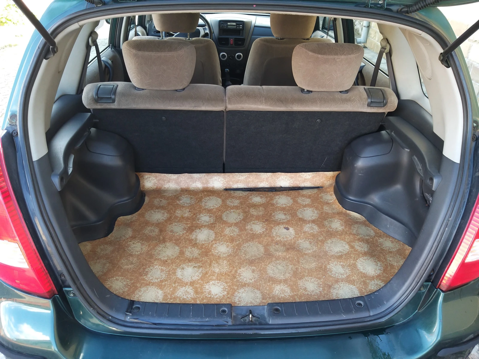 Suzuki Liana, снимка 11 - Автомобили и джипове - 54704741