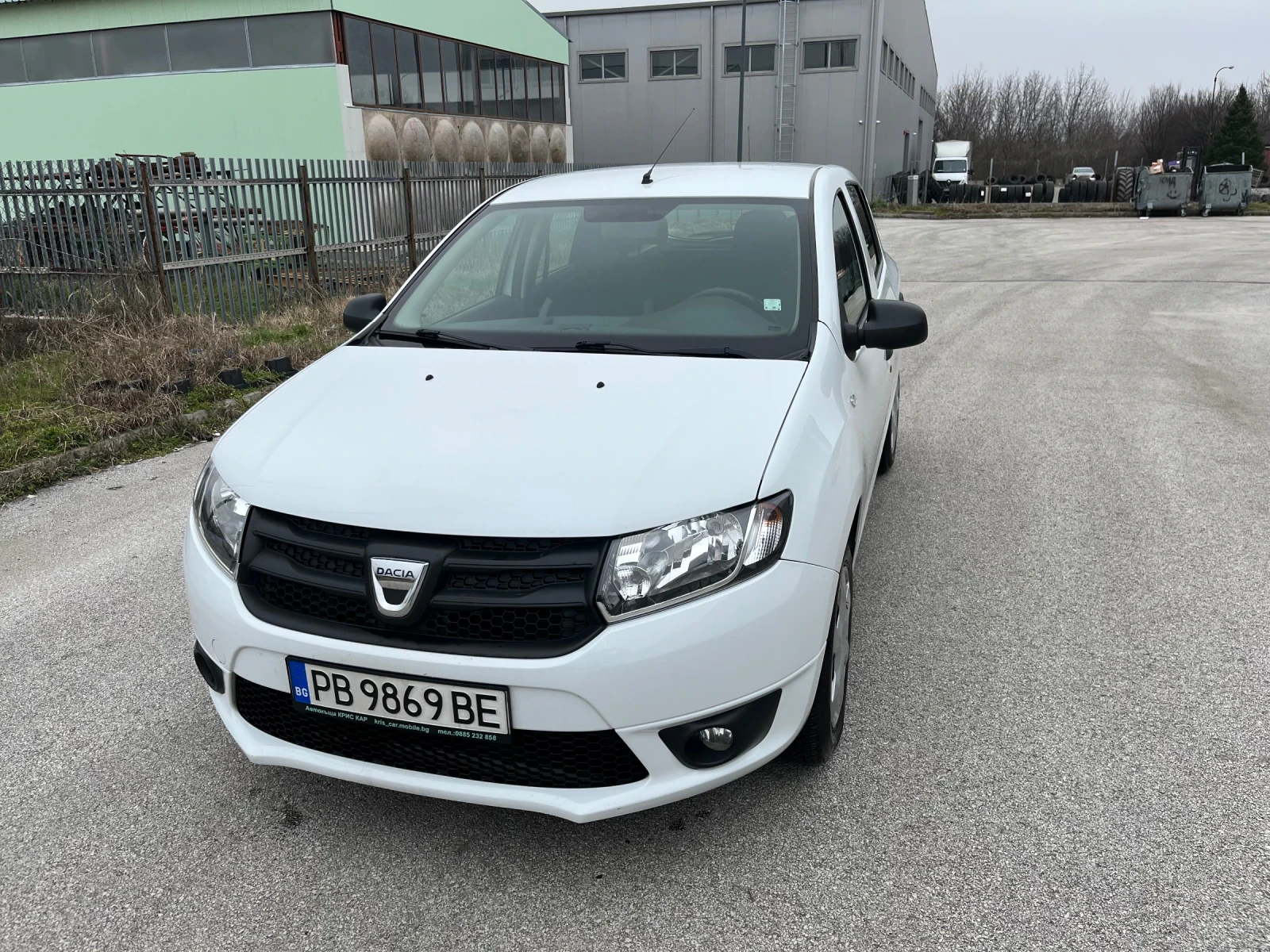 Dacia Sandero, снимка 3 - Автомобили и джипове - 54725485