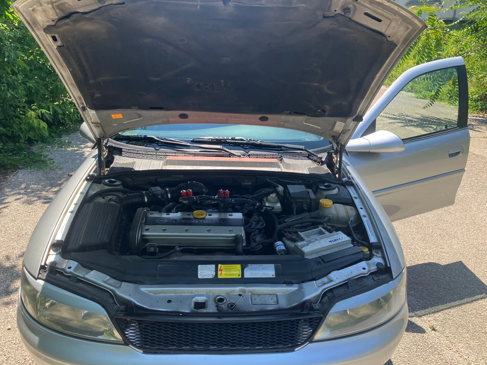 Opel Vectra CDX, снимка 10 - Автомобили и джипове - 54865929