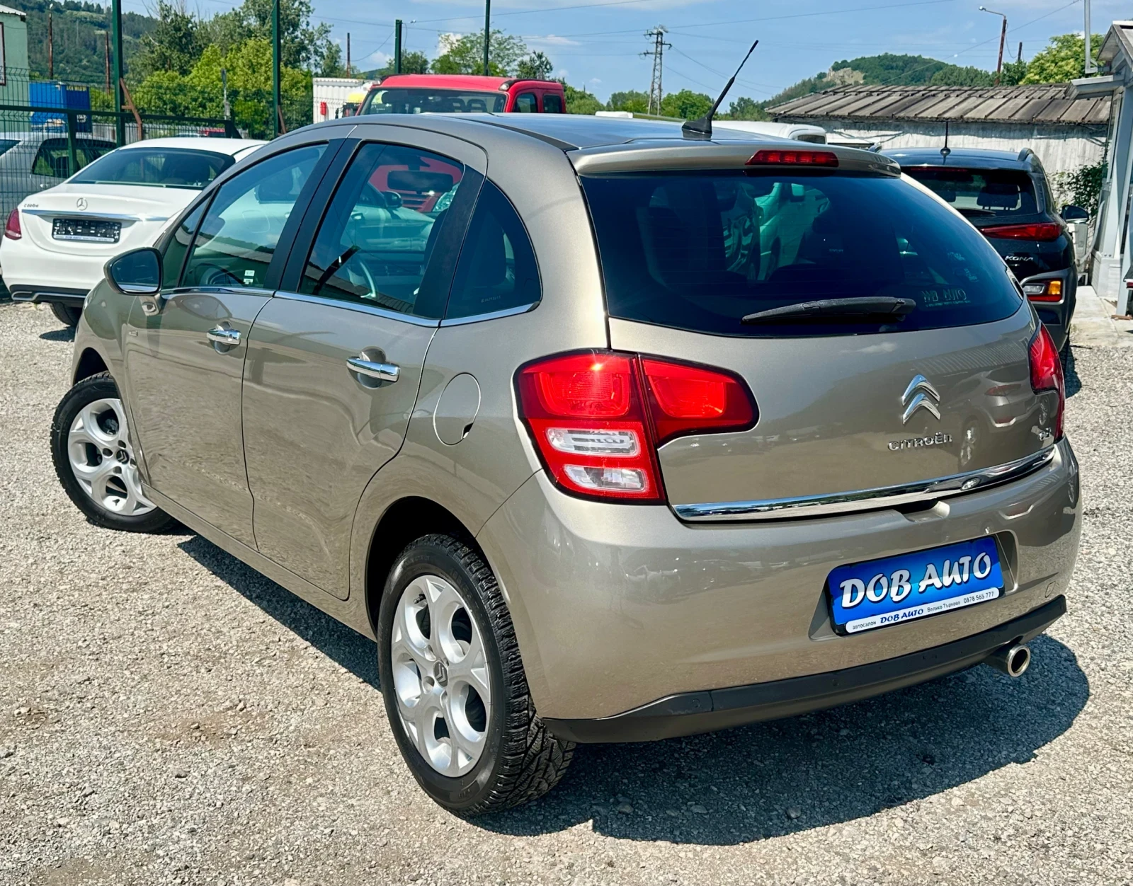 Citroen C3 1.4VTI-95к.с-EXCLUSIVE STYLE-PANORAM, снимка 4 - Автомобили и джипове - 54877901