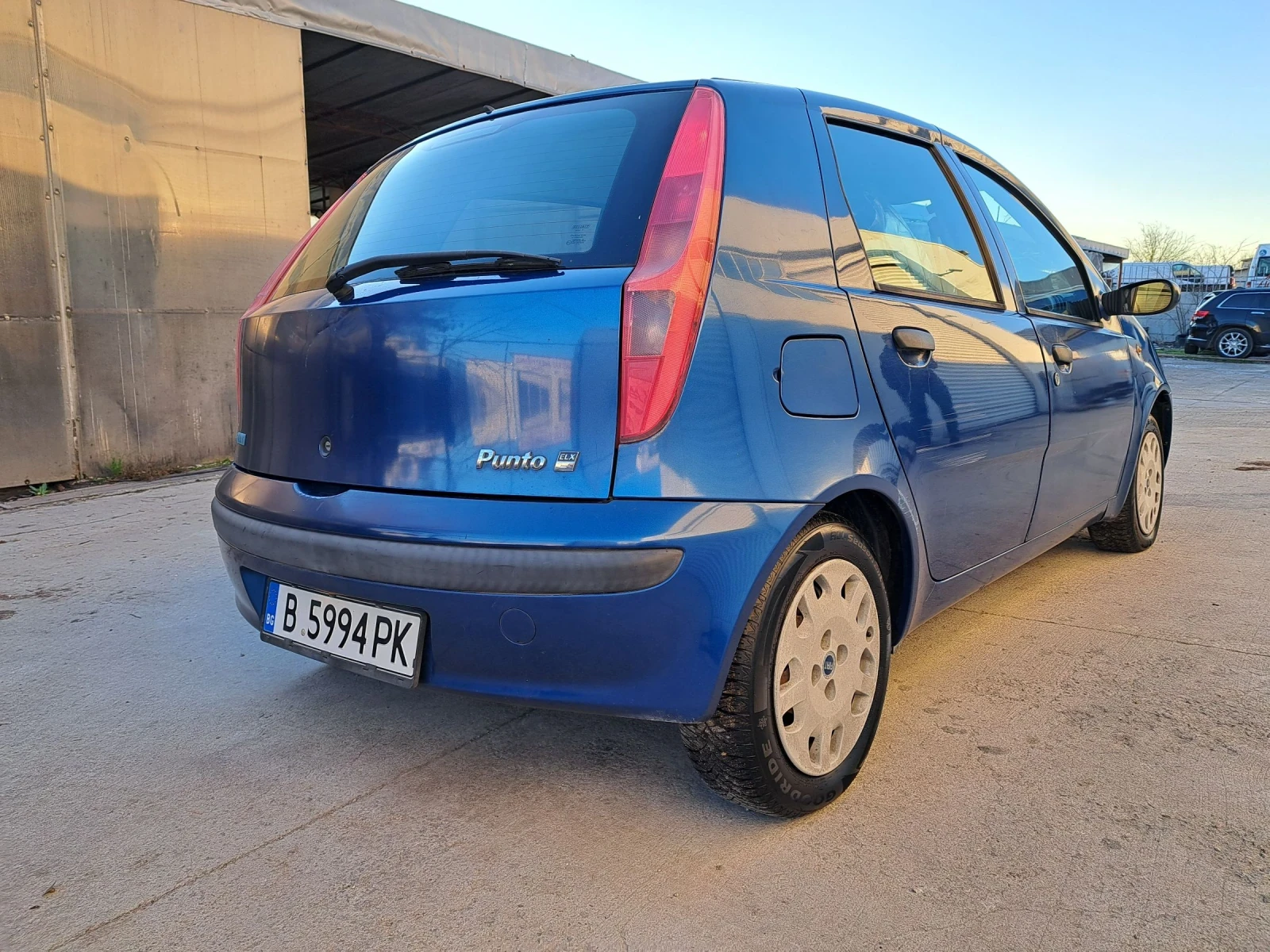 Fiat Punto, снимка 5 - Автомобили и джипове - 55165939