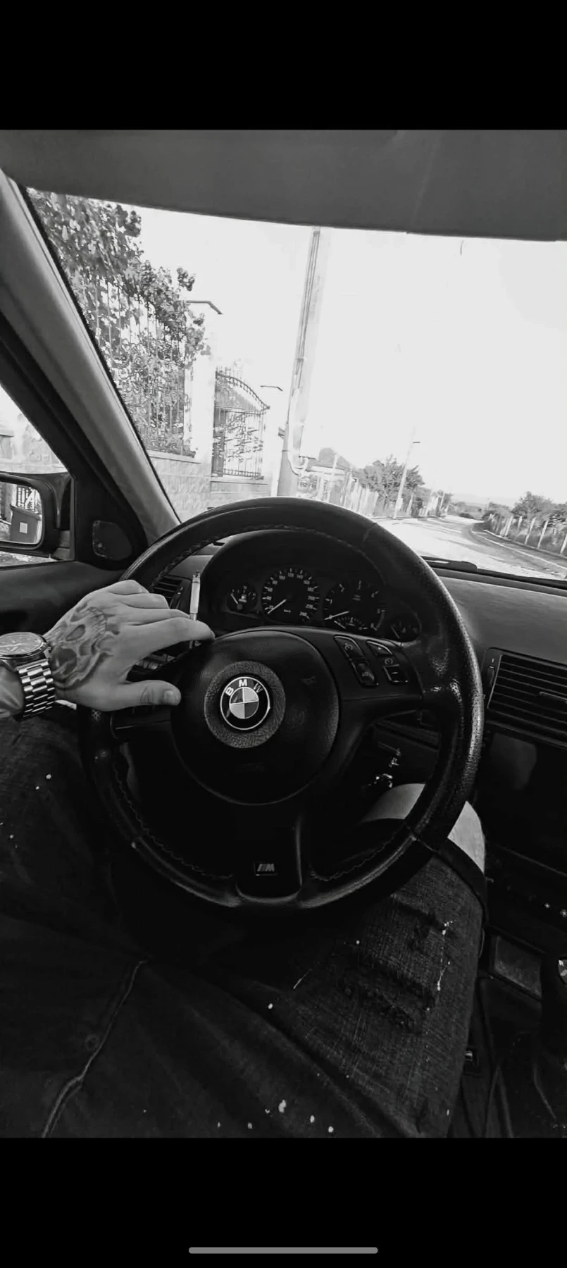 BMW 320, снимка 4 - Автомобили и джипове - 55619384