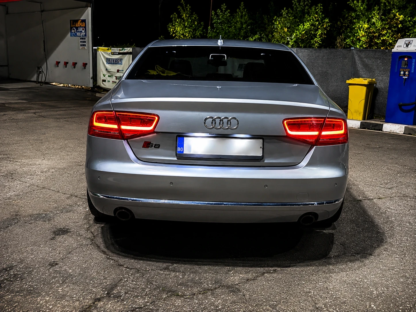 Audi A8 4.2FSI, снимка 2 - Автомобили и джипове - 55850745